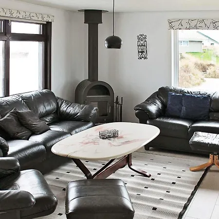 Holiday home 6 Person Holiday Home In Romo