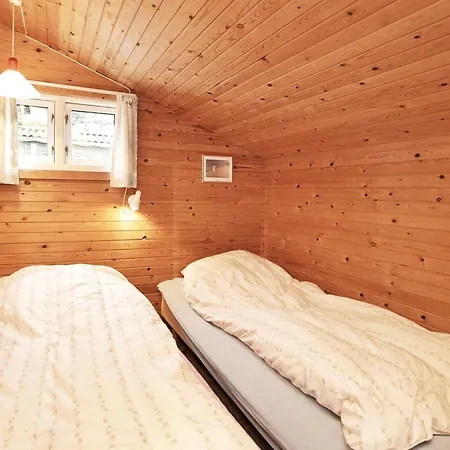 Three-Bedroom Holiday home in Rømø 47 Feriehus